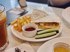 奥尔良烤鸡腿肉墨西哥卷饼-about(丹霞庄店)