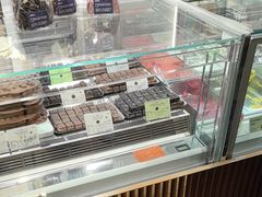 -VENCHI 闻绮(上海佛罗伦萨小镇店)