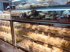 面包甜点陈列柜-白玉兰食品(甜云店)