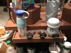 零售区-星巴克臻选(天津鲁能中心一店)
