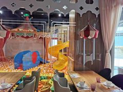 -莫莉哇咔亲子餐厅(乐堤港店)