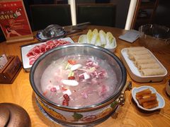 -娜仁图雅蒙古美食村(33小镇店)