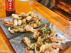 -老东镇啤酒屋海鲜加工·蒸汽海鲜·海鲜烧烤(台东店)