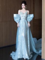 -衣贝姿婚纱礼服馆