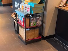 -星巴克(西藏路店)