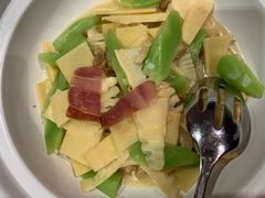 腌笃鲜-老房子金沙元年川菜食府·花园餐厅(金沙店)