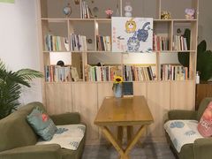-有何Book(六堰体育馆店)