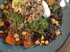 金枪鱼藜麦沙拉-HIGH FIVE哈福手工汉堡(桂林路店)