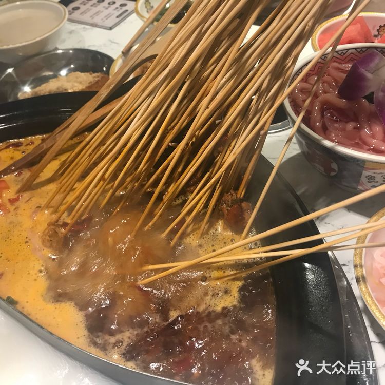 明星打卡餐厅｜是这一家店‼️长辈都夸的特色的串串店