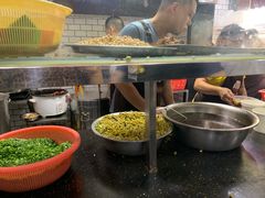 -覃肥叔桂林米粉(粮道街店)