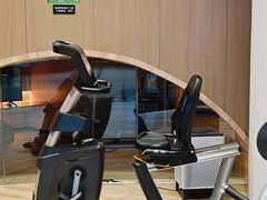 -涨巢·潮玩水疗局