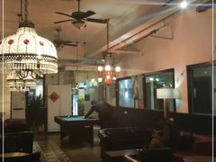 -拖板鞋咖啡旅行酒店(春熙路地铁站店)