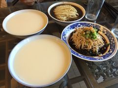 -红灯笼大酒楼(通湖路店)