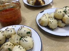 -荣记生煎(湖州市第十二中学店)