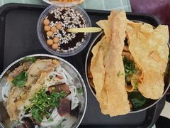 -红鼻子桂林米粉(金唐新光界店)