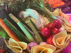 -路边边地标烧烤·川菜·小龙虾·音乐酒馆(良乡长虹店)