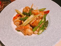 -穹六人间 people 6(岳阳路店)