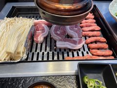-臻牛烤肉
