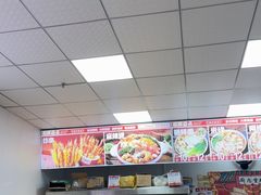 -二钢串叔麻辣烫(华龙大厦店)