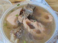 排骨藕汤-燕子煨汤(山海关路店)