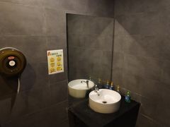 -东方之猪四更烤乳猪(金垦总店)
