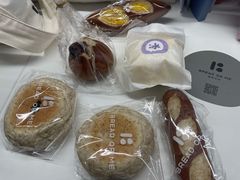 全麦红豆包-面包与我Bread Or Me(长城汇店)