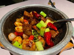 石锅花椒牛小排-新荣记(南京西路店)