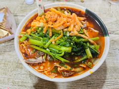 -吉庆桂林米粉·柳州螺蛳粉(港汇广场店)