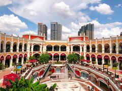 -佛罗伦萨小镇广佛名品奥特莱斯(疏港路店)