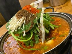 -喇喇排骨火锅·传统韩式脊骨汤(望京西园总店)