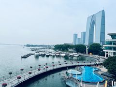 -苏州金鸡湖中茵皇冠假日酒店