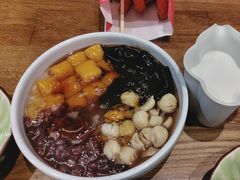 -三花奶奶的甜品(百联嘉定购物中心店)