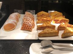 -上海西藏大厦万怡自助餐厅(徐汇店)