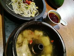 -云海肴·汽锅鸡·云南菜(天山百盛优客店)