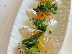 盐渍海鲷鱼薄片-Le Comptoir de Pierre Gagnaire