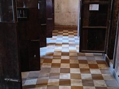 -吐斯廉屠杀博物馆