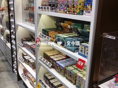 -泡泡玛特POPMART(蓝色港湾店)