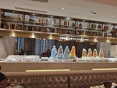 -雍和会海鲜姿造自助(湖东路店)