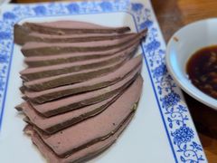 -老天桥酱肉烧饼夹肘子(天桥店)