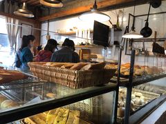 面包甜点陈列柜-仙峰天然面包(迎宾路店)