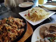 炝土豆丝-我去·春饼文化主题餐厅(国定路总店)