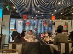 -尚尚仙·酸汤猪手·猪肚鸡火锅(华联万柳购物中心店)