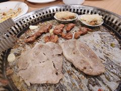 -汉丽轩韩式自助烤肉(大学城龙湖U城天街A馆店)
