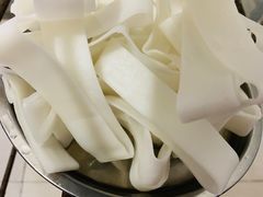 -姚记抚仙湖石锅鱼庄