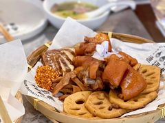 川味热卤三重凑-渔语鱼新川菜Bistro(万象天地店)