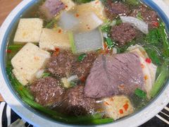 -金莹丸子汤清真(朝外SOHO店)