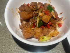 -老湖南民间菜·牛肉十八炒(花都店)