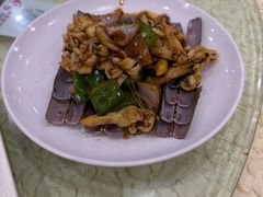 -鹏城人家海鲜酒家·23年老字号(较场尾店)