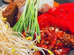 -四小区火锅·巷子里的重庆火锅(花照壁店)