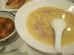 -金湖港式餐厅(建外店)